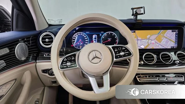 Mercedes-Benz E-Class W213 2019 Черный из Кореи, фото 3
