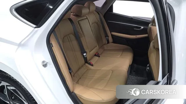 Hyundai Sonata D Edge Hybrid (DN8) 2024 Белый из Кореи, фото 3