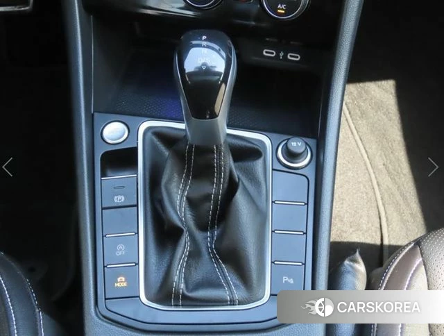 Volkswagen 7th Generation of Jetta 2023 Серый из Кореи, фото 3