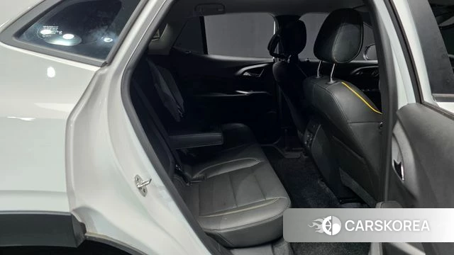 Chevrolet (GM Daewoo) Trax Crossover 2024 Белый из Кореи, фото 3