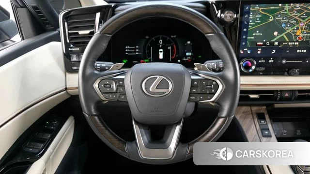 Lexus LM Second Generation 2025 Черный из Кореи, фото 3