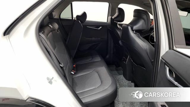 Kia Di Ol Nu Niro 2025 Белый из Кореи, фото 3