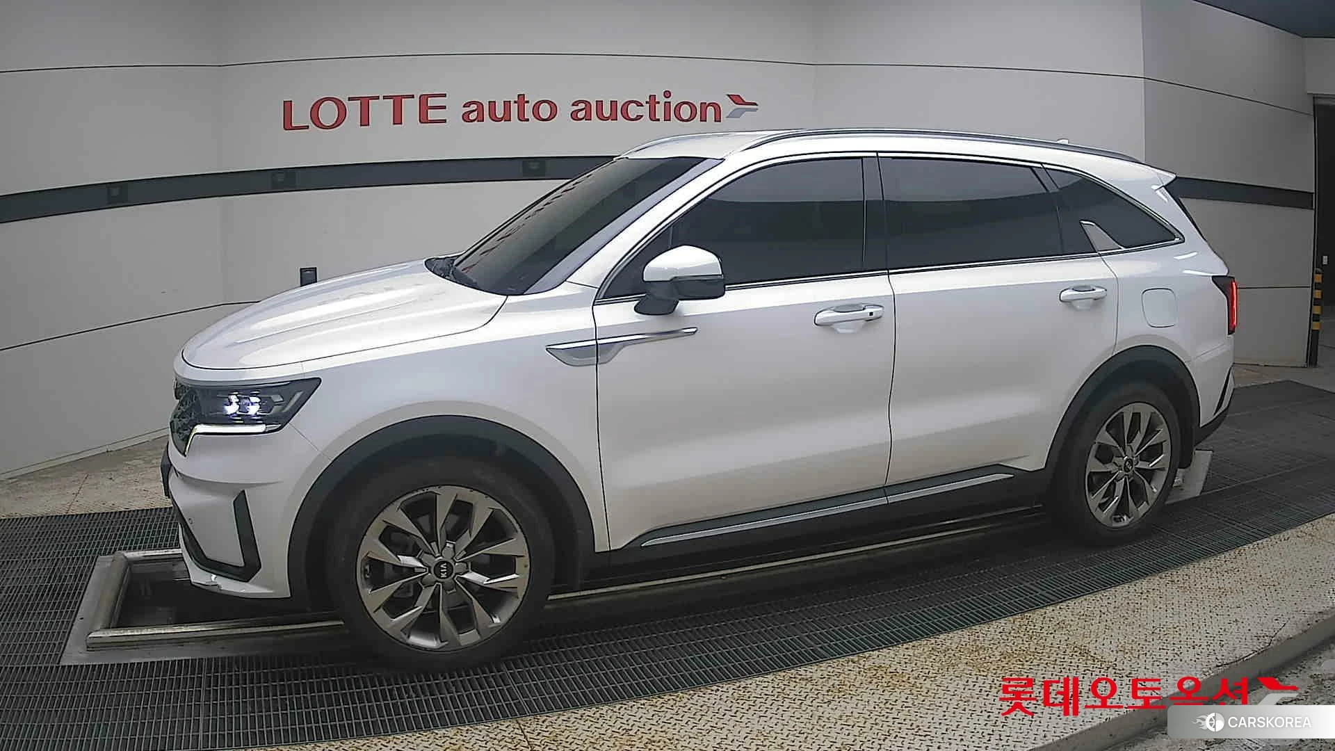 Kia Sorento 2021 Snow White Pearl (optional) из Кореи, фото 3