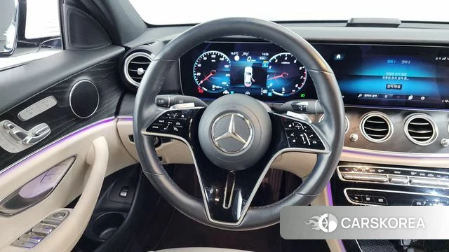 Mercedes-Benz E-Class W213 2022 Белый из Кореи, фото 3