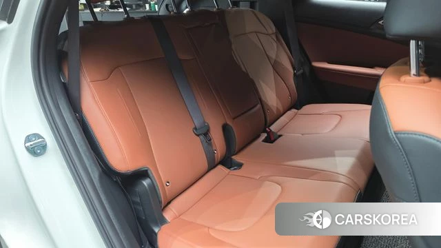 Kia The New Sportage 5th Generation Hybrid 2025 Белый из Кореи, фото 3
