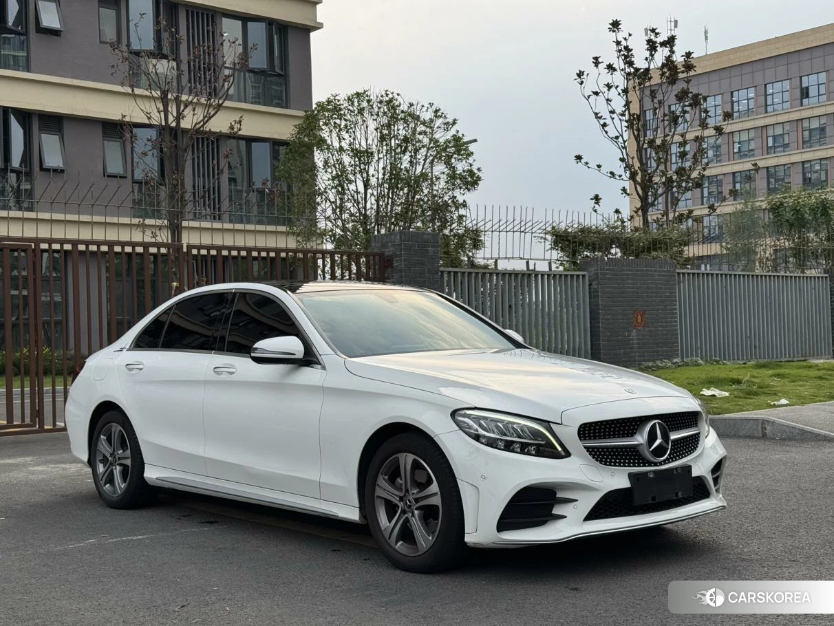 Mercedes-Benz Class C 2020 Белый из Китая, фото 3