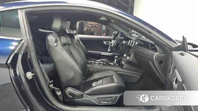 Ford Mustang 2021 Синий из Кореи, фото 3