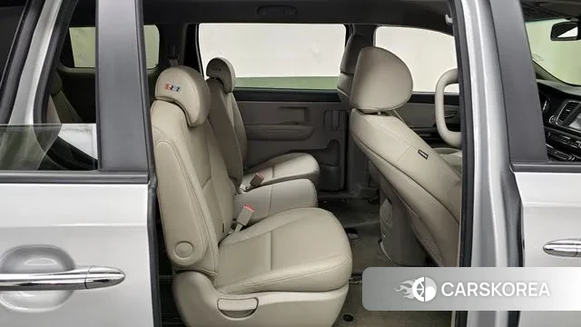 Kia The New Carnival 2020 Серебряный из Кореи, фото 3
