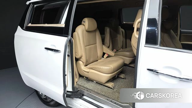 Kia The New Carnival 2018 Белый из Кореи, фото 3