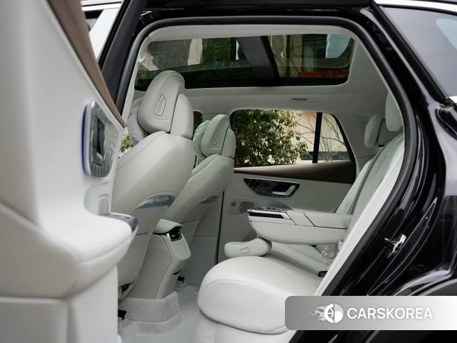 Mercedes-Benz EQE SUV 2026 Черный из Китая, фото 3