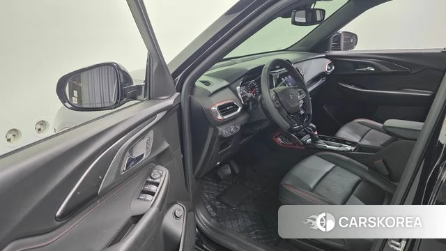 Chevrolet (GM Daewoo) Trailblazer 2021 Черный из Кореи, фото 3