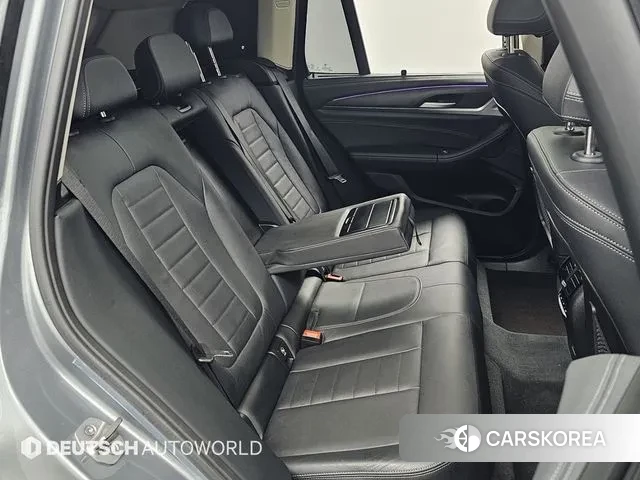 BMW X3 (G01) 2023 Серебристо-серый из Кореи, фото 3