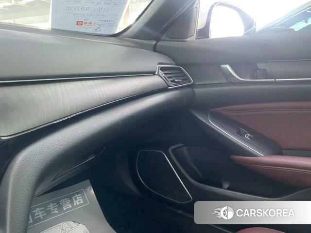 Honda Yingshipai 2023 Белый из Китая, фото 3