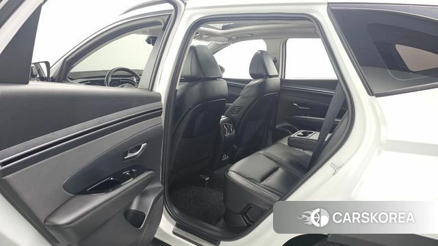 Hyundai Tucson Hybrid (NX4) 2022 Белый из Кореи, фото 3