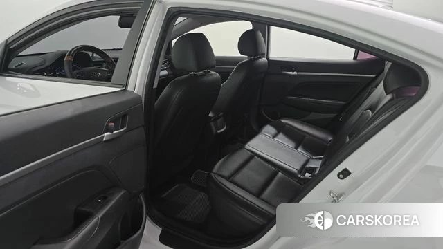 Hyundai The New Avante AD 2018 Белый из Кореи, фото 3