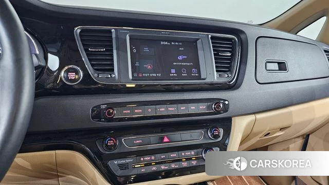 Kia The New Carnival 2018 Белый из Кореи, фото 3
