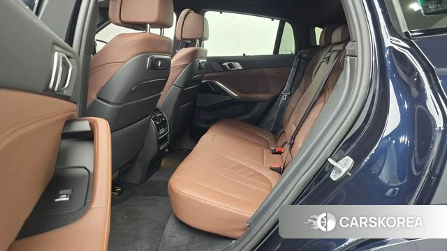 BMW X6 (G06) 2026 Черный из Кореи, фото 3