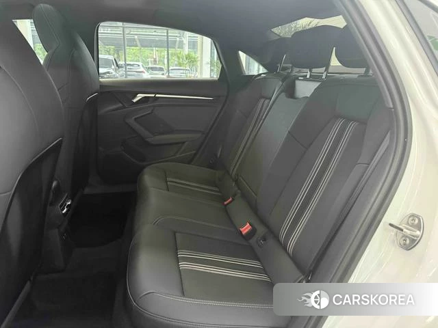 Audi A3 2023 Белый из Китая, фото 3