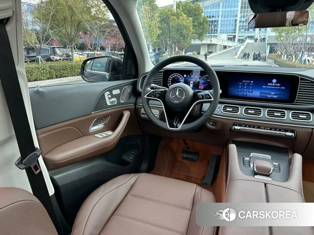Mercedes-Benz GLE (import) 2024 Черный из Китая, фото 3