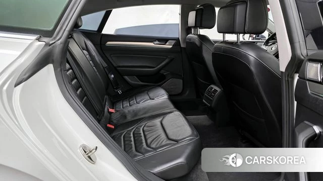 Volkswagen Arteon 2019 Белый из Кореи, фото 3