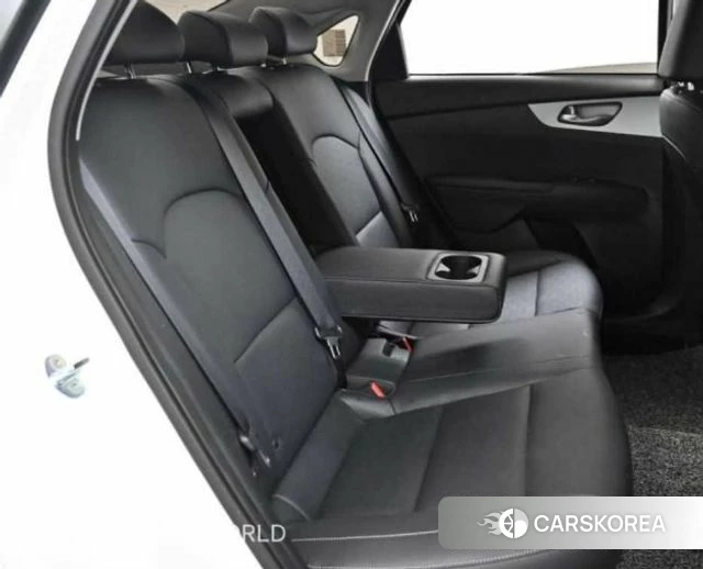 Kia The New K3 2nd generation 2022 Белый из Кореи, фото 3