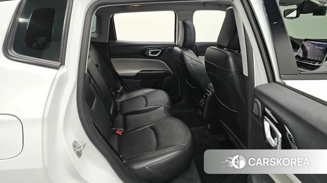 Jeep Compass 2nd Generation 2022 Белый из Кореи, фото 3