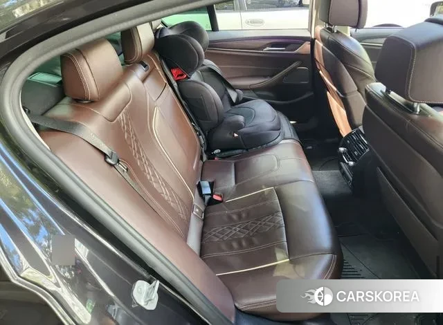 BMW 5 Series (G30) 2020 Серый из Кореи, фото 3