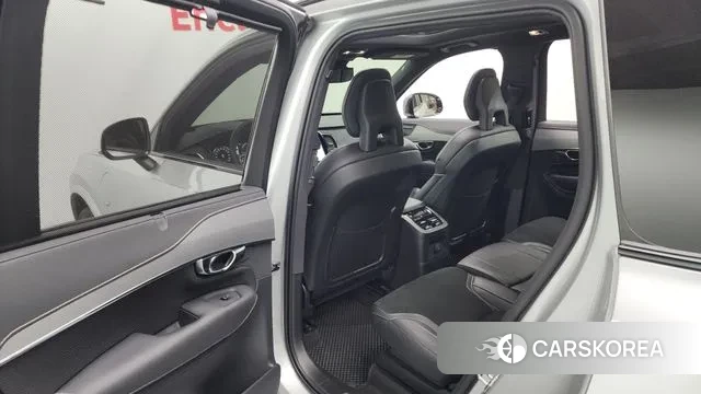 Volvo XC90 second Generation 2021 Серебряный из Кореи, фото 3