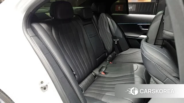 Mercedes-Benz E-Class W214 2025 Белый из Кореи, фото 3