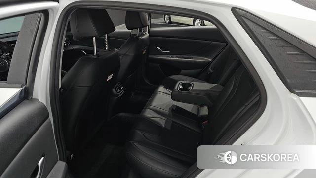 Hyundai Avante (CN7) 2022 Белый из Кореи, фото 3