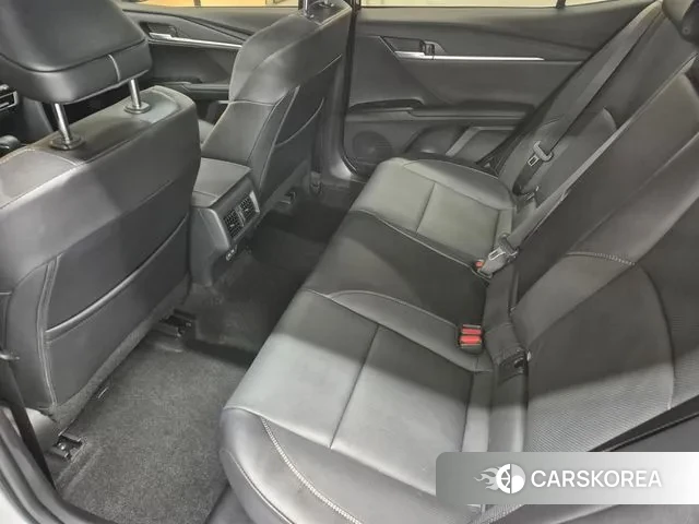 Toyota Camry (XV80) 2025 Белый из Кореи, фото 3