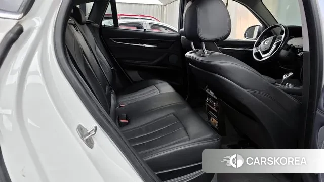 BMW X6 (F16) 2018 Белый из Кореи, фото 3