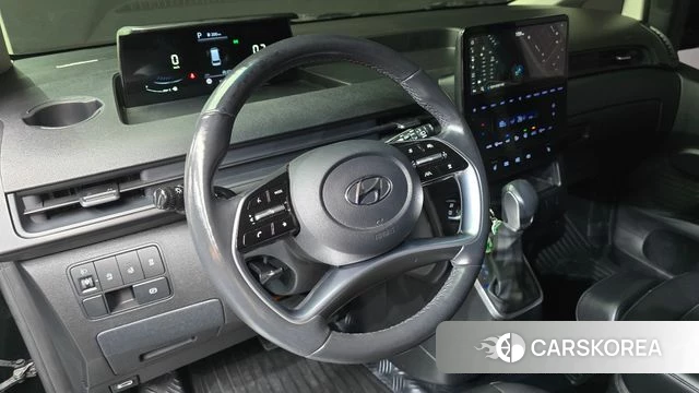 Hyundai Staria 2023 Черный из Кореи, фото 3