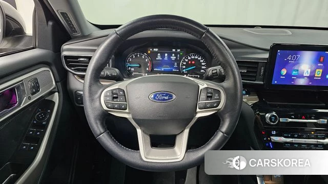 Ford Explorer 6th Generation 2021 Белый из Кореи, фото 3