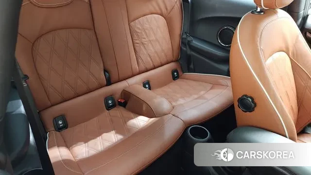 Mini Cooper S 2019 Светло-серебряный цвет из Кореи, фото 3