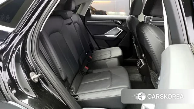 Audi Q3 (F3) 2025 Черный из Кореи, фото 3