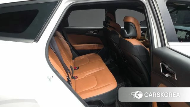 Kia Sportage 5th Generation Hybrid 2024 Белый из Кореи, фото 3