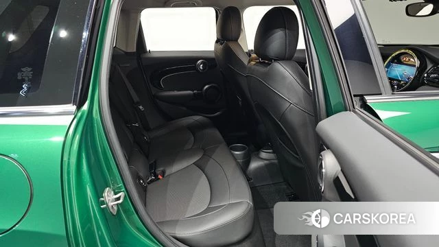Mini Cooper 2022 Зеленый из Кореи, фото 3