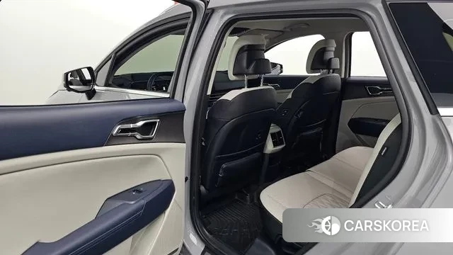 Kia The New Sportage 5th Generation 2025 Серебристо-серый из Кореи, фото 3