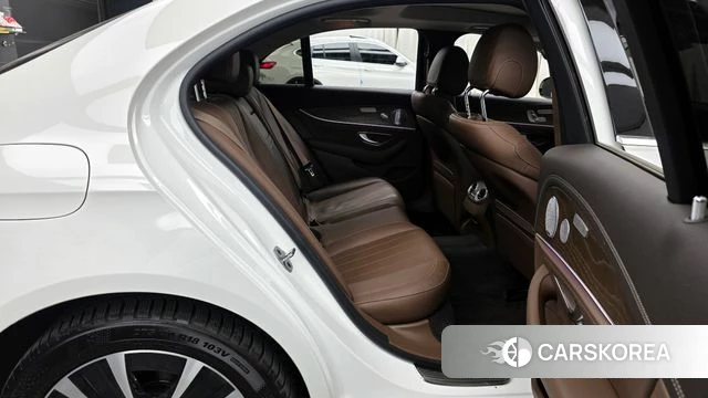 Mercedes-Benz E-Class W213 2019 Белый из Кореи, фото 3