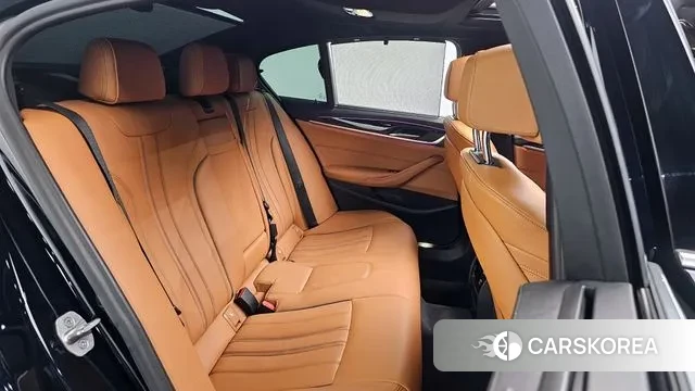 BMW 5 Series (G30) 2022 Черный из Кореи, фото 3