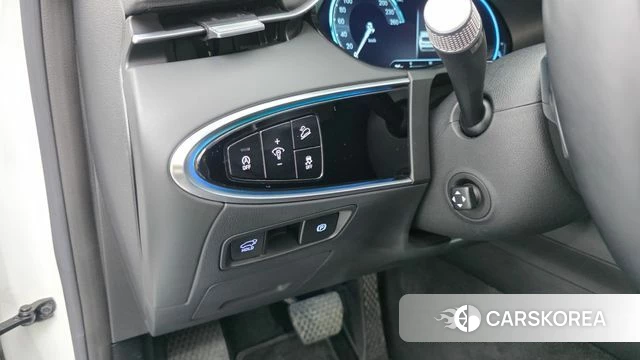 Genesis GV70 2022 Белый из Кореи, фото 3