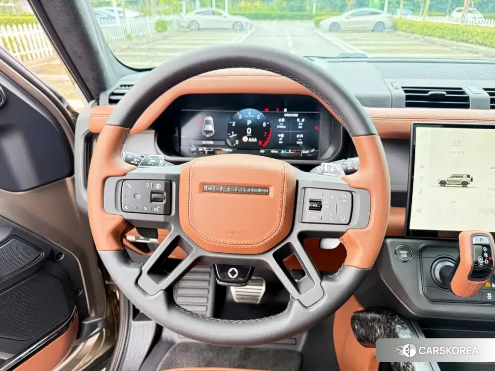 Land Rover Defender 2026 Champagne/brown из Китая, фото 3