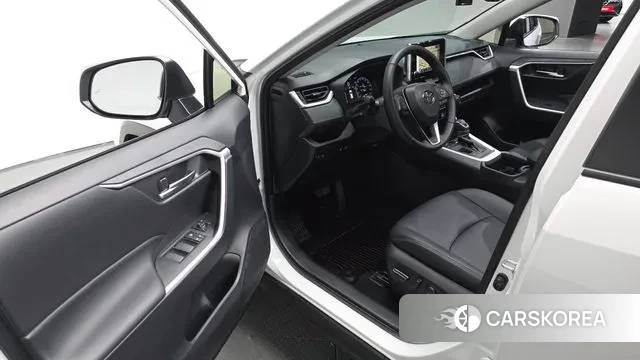 Toyota RAV4 5th Generation 2025 Белый из Кореи, фото 3