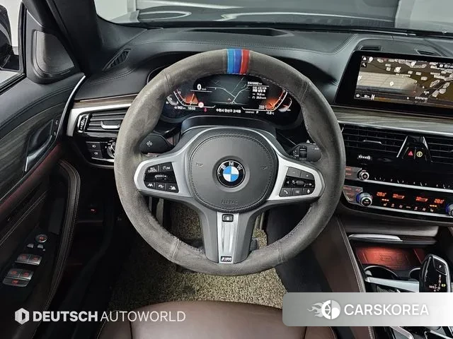 BMW 5 Series (G30) 2020 Черный двухцветный из Кореи, фото 3
