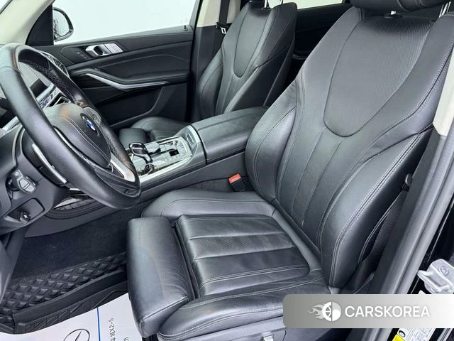BMW X7 2022 Черный из Китая, фото 3