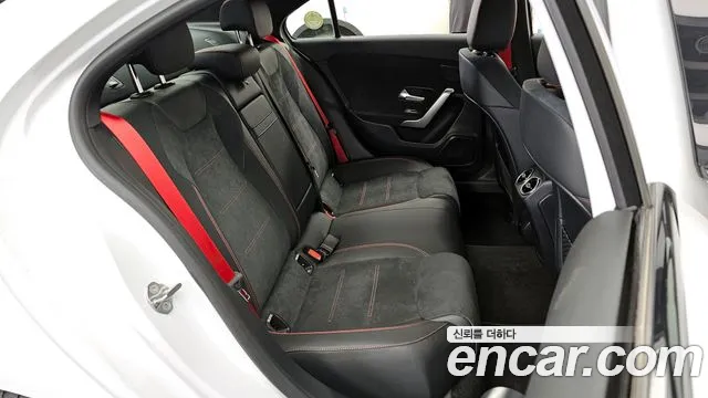 Mercedes-Benz A-Class W177 2023 Белый из Кореи, фото 3