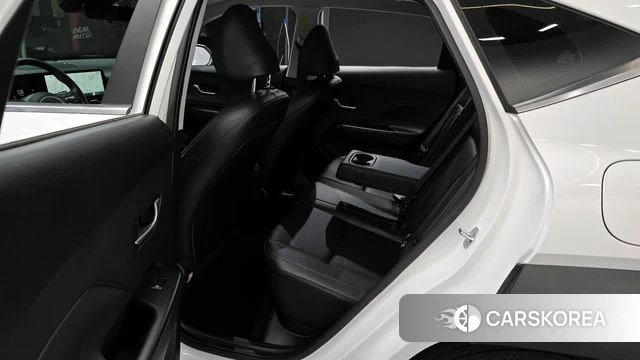 Hyundai Kona (SX2) 2023 Белый из Кореи, фото 3