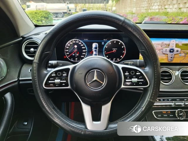 Mercedes-Benz E-Class W213 2019 Черный из Кореи, фото 3