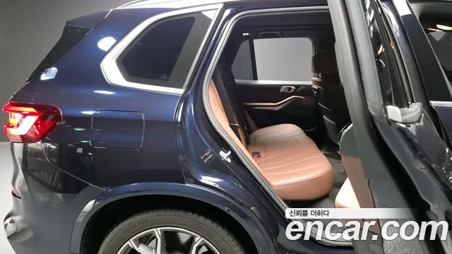 BMW X5 (G05) 2021 Черный из Кореи, фото 3
